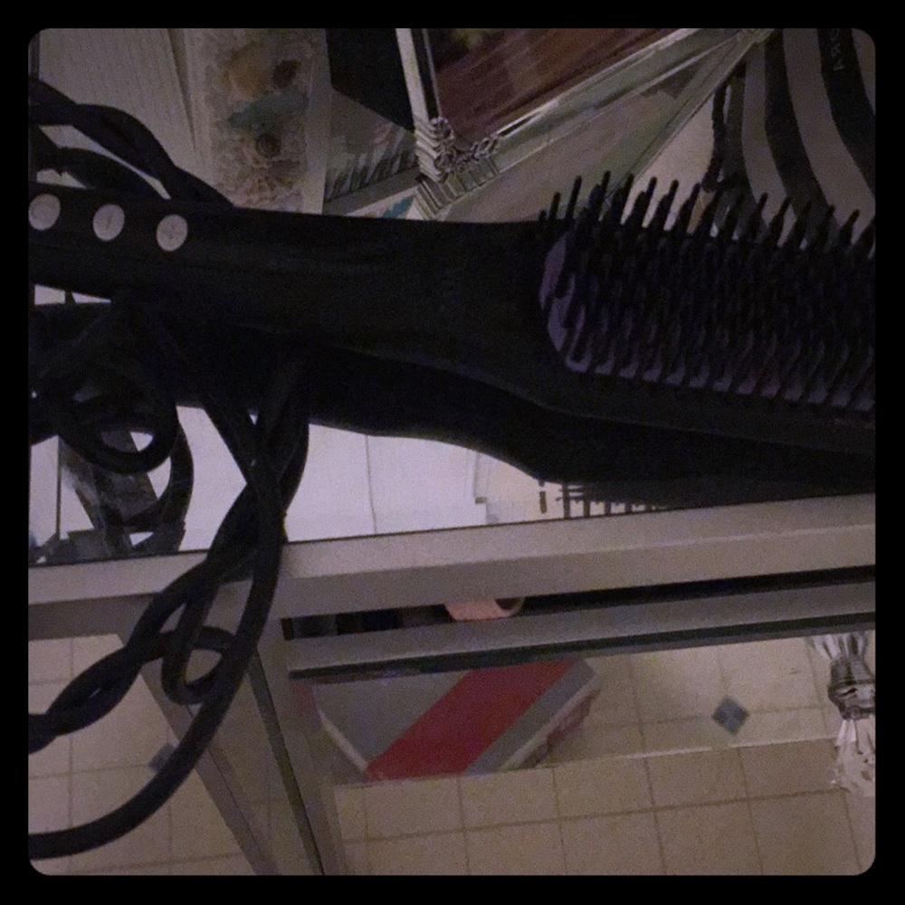 Hair straightener
